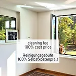 شقة Baham-apartment - Including Hot Tub, Sauna, Massage Chair, Roof Terrace, Barbecue - Metro 15 Min, Exhibition Center 8 Min Walk *